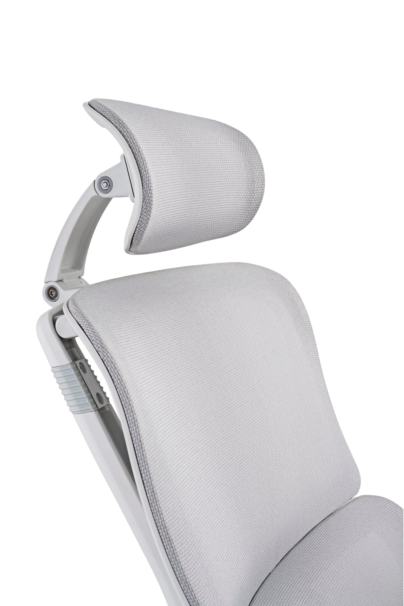 silla-ejecutiva-fritz-cabecera-ajustable-gris-malla-comoda